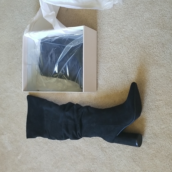 New In Box Slouchy Block Heeled Boots - Picture 3 of 9